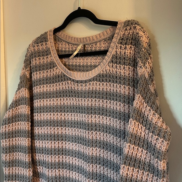 Free People At the Beach Gray Pink Striped Chunky Pullover Sweater small - Picture 3 of 6